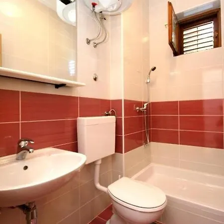 Sunny - Quiet And Relaxing Apartment